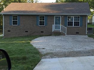 223 W Moore St, Manchester, TN 37355