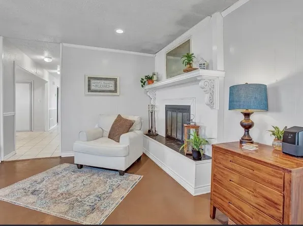 1016 E Fm 902, Howe, TX 75459