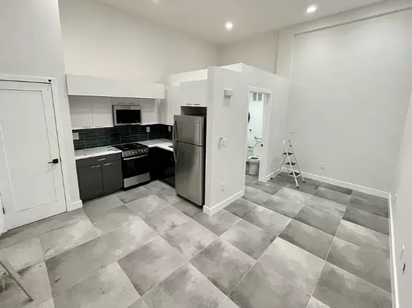 237 Utica Avenue image 1 of 6