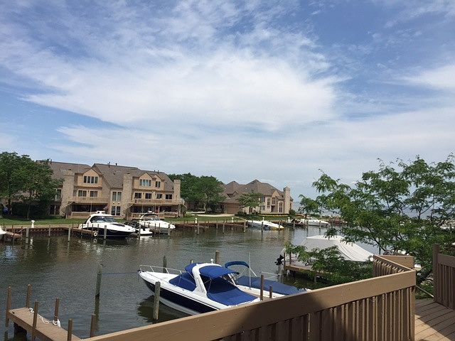 2nd image of 26150 Harbour Pointe Dr