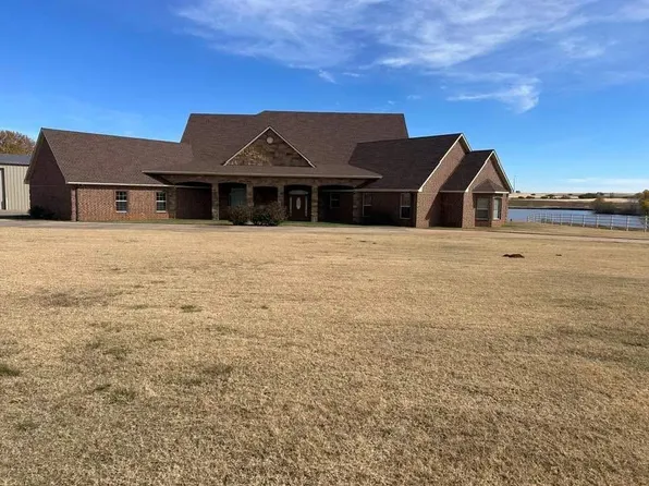 10516 N 2010th Rd, Elk City, OK 73644