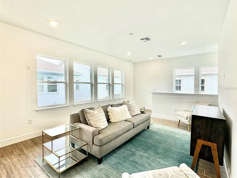 13442 Leggett Aly — Photo 7