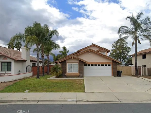 32445 Skylark Dr, Lake Elsinore, CA 92530