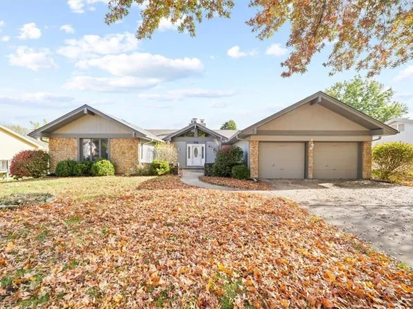 716 NE 98th Ter, Kansas City, MO 64155