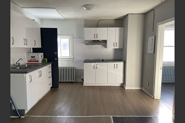 1st image of 181 James St #7
