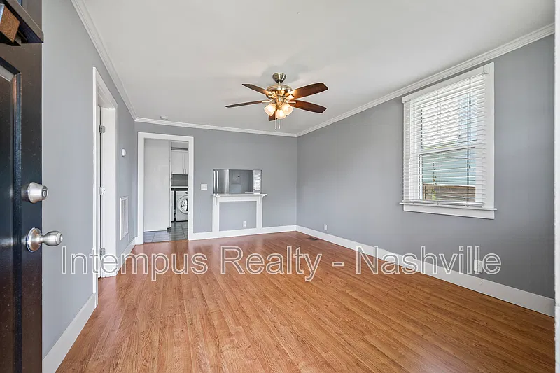 2 bed, 1.0 bath, 762 sqft, $1,497 — Photo 1