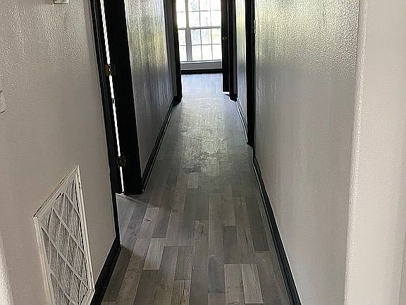 5th image of 810 Carolina Dr