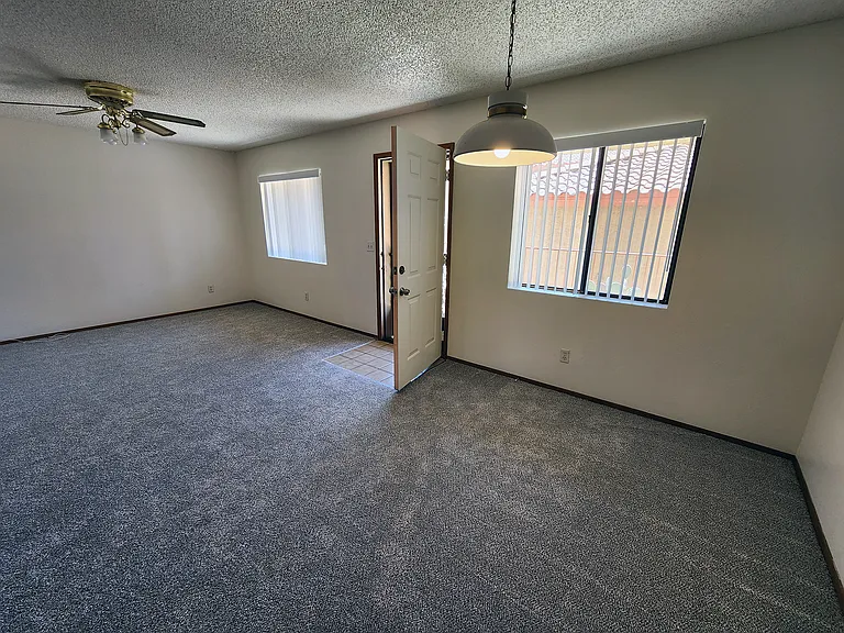 Living Room_06152023