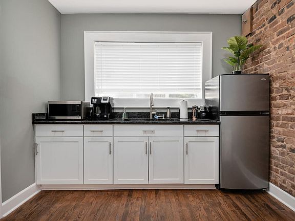 4th image of 514 Tremont St #108-104