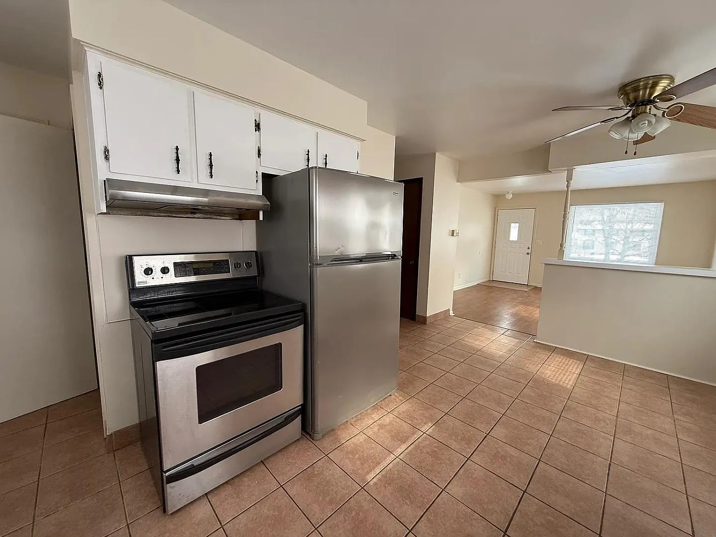 3731 Kalamazoo Ave SE - 3733 Kalamazoo — Photo 3