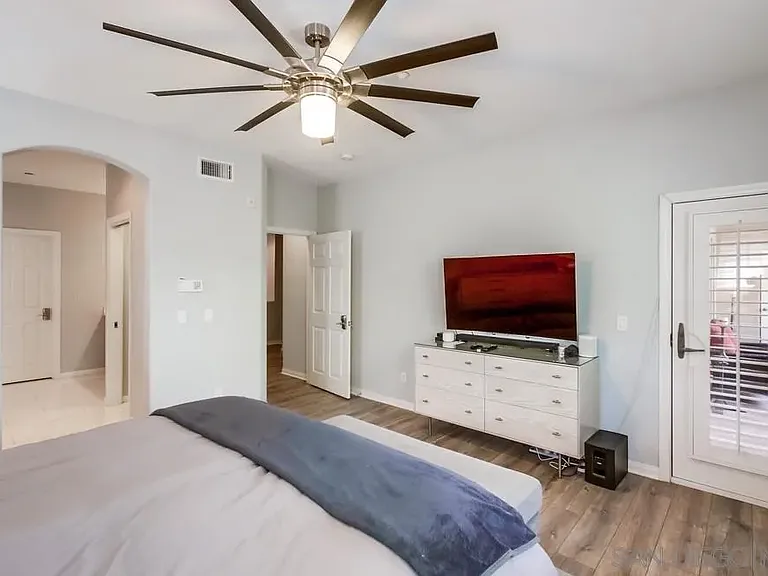 9240 Piantino Way — Photo 19