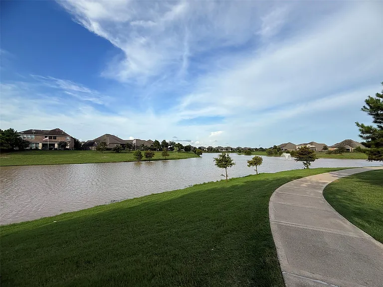 2907 Wild Berry Ct — Photo 46