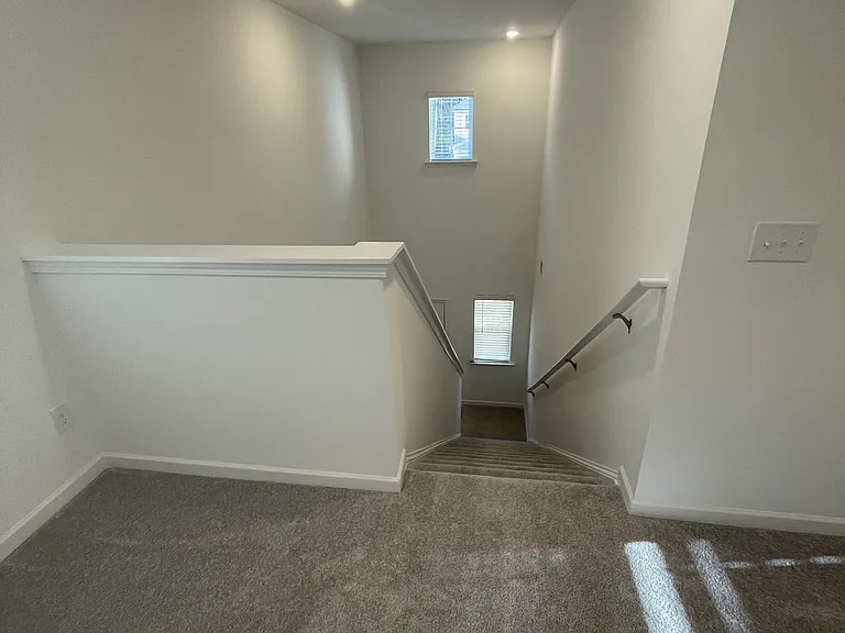 966 Evergreen Rd — Photo 22