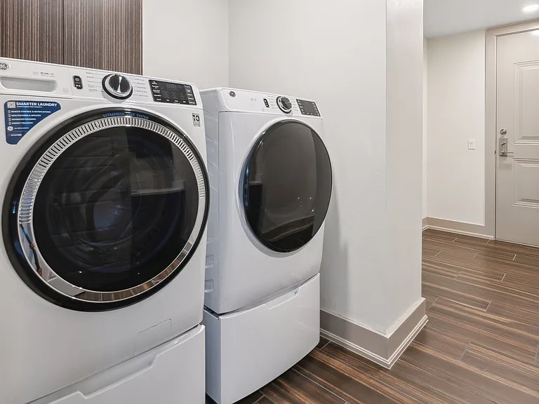 Full Size Washer and Dryer