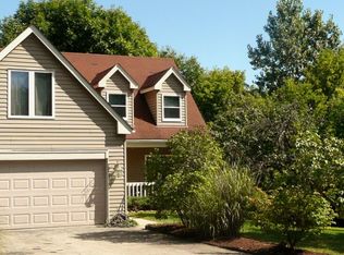 2504 N Freedom Dr, McHenry, IL 60050