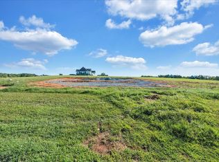 5 Greenhouse Rd, Glade Hill, VA 24092