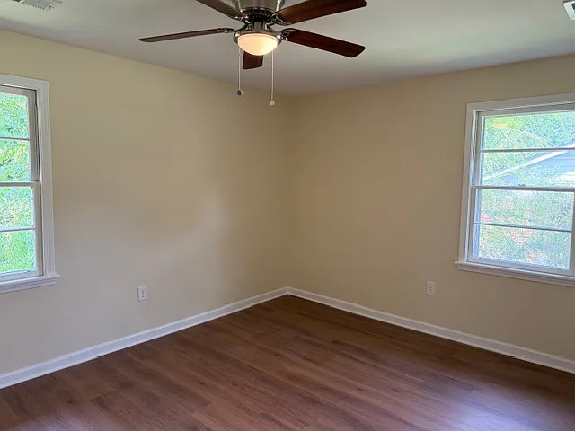 24 Lisa Dr — Photo 11