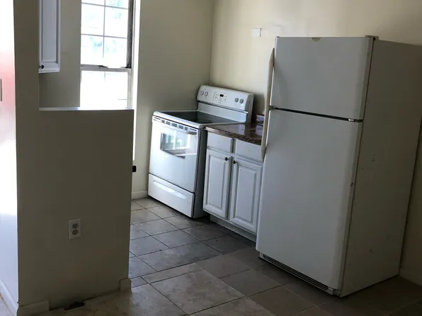 269 N Gallatin Ave #2, Uniontown, PA 15401