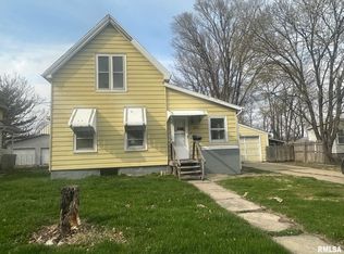 859 Mulberry St, Galesburg, IL 61401