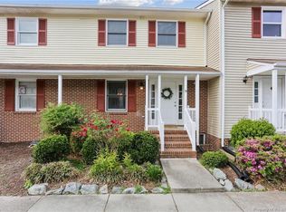 8 Bromley Dr, Williamsburg, VA