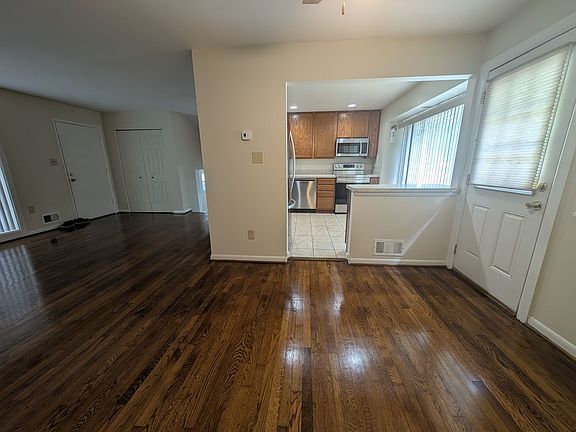 5th image of 4503 Picot Rd