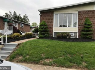 1926 Kentwood St, Philadelphia, PA 19116