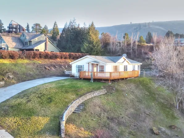 2608 E 15th St, The Dalles, OR 97058