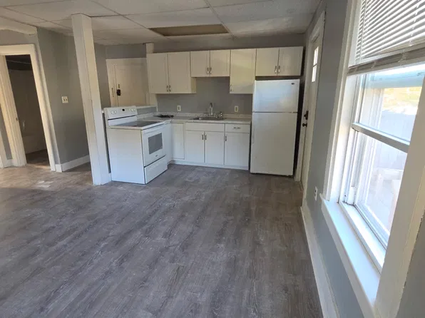 606 Main Rd N Unit 3, Hampden, ME 04444