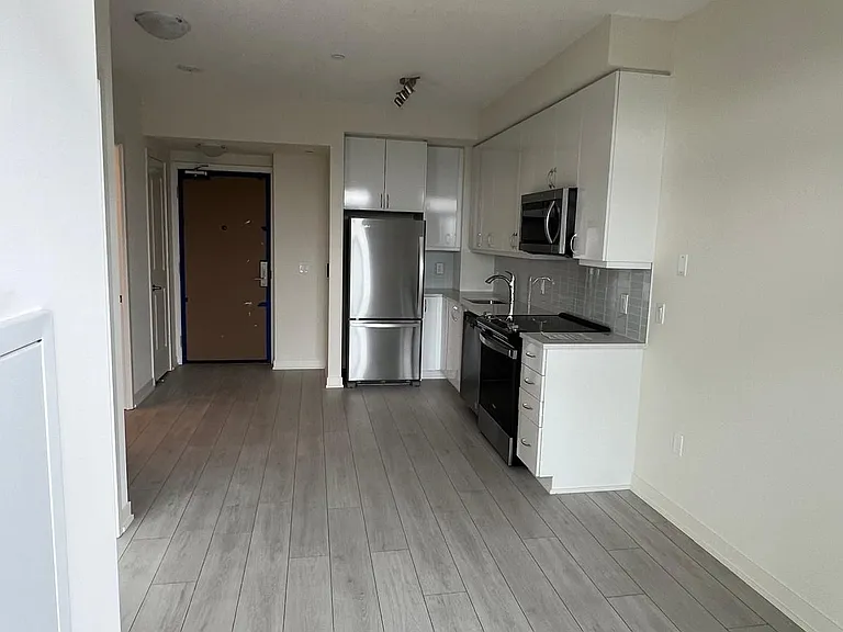 38 Annie Craig Dr #2910 — Photo 6