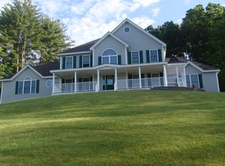 21 Pierce St, Pepperell, MA 01463