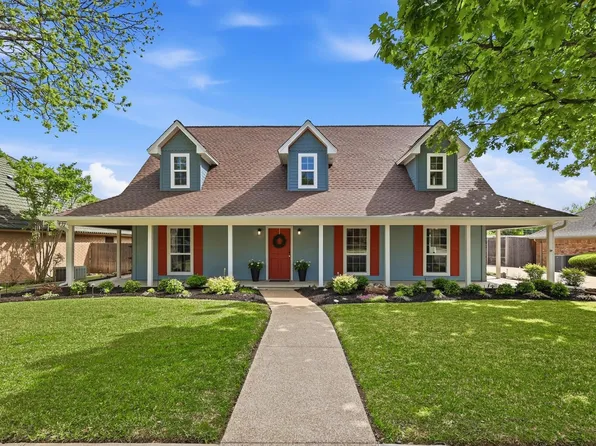 613 Evergreen Dr, Hurst, TX 76054