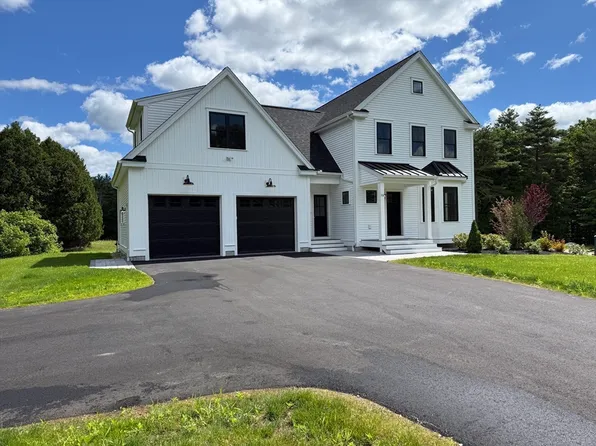 102 Mount Lebanon St, Pepperell, MA 01463