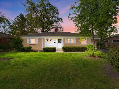 2232 Central Rd, Glenview, IL, 60025