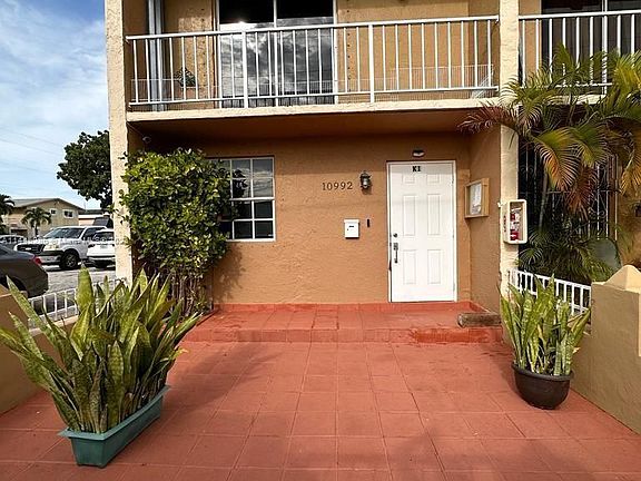 4th image of 10992 SW 4th St #K1
