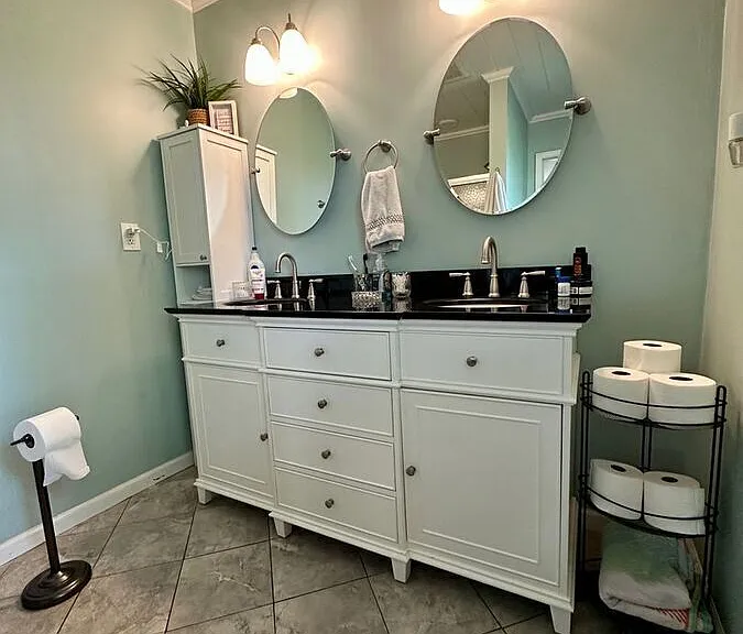 6716 N Euclid Ave — Photo 15