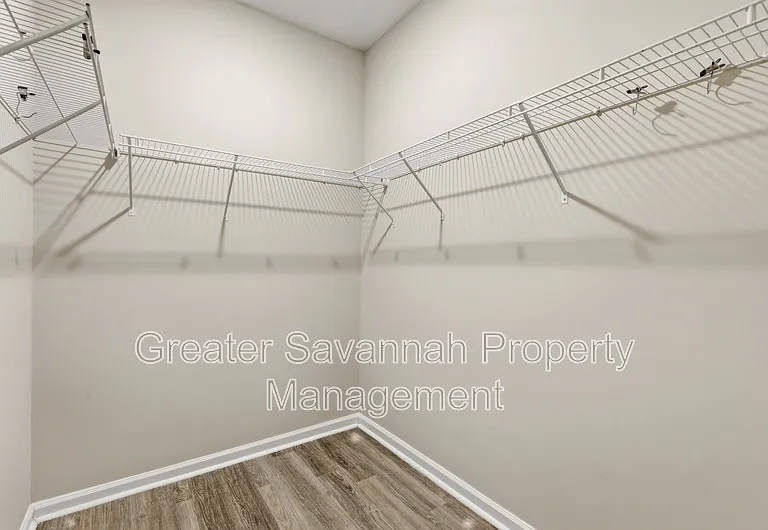 130 Danbury Ct #1 — Photo 26