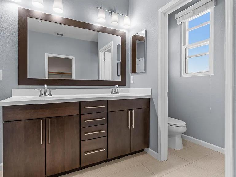 306 Misty Cir — Photo 33