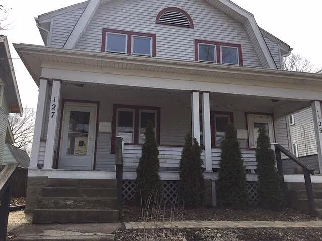 127 W Lakeview Ave