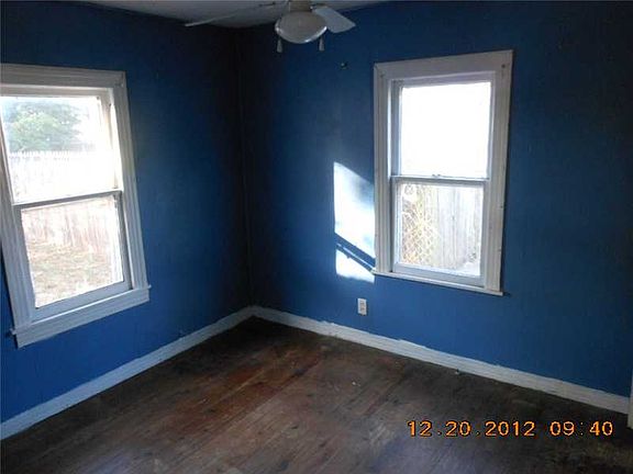 5th image of 4044 9th Ave S