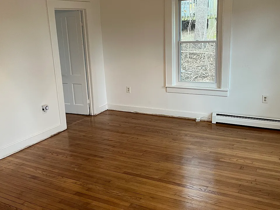 78 Davis Ave #1