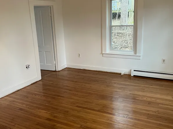 (undisclosed Address), Vernon Rockville, CT 06066