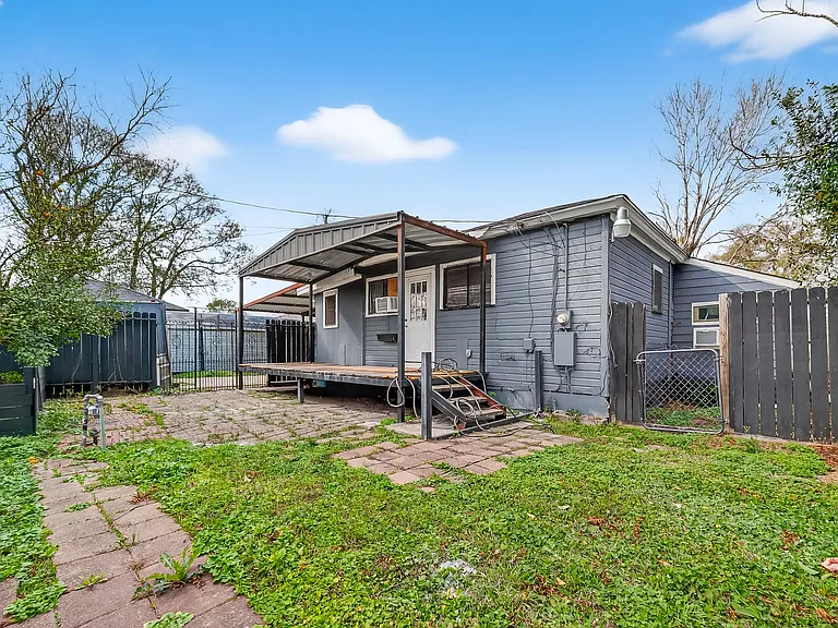 5618 Belmark St — Photo 32
