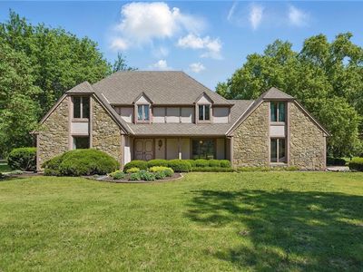 3680 W 194th St, Stilwell, KS, 66085