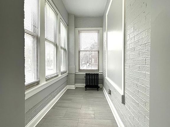 3rd image of 1214 W Rosemont Dr Unit 1224-1