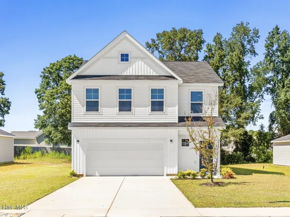 621 S Squires Run Lane, Richlands, NC 28574