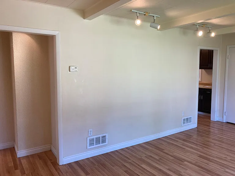28480 Stuart Ave — Photo 9