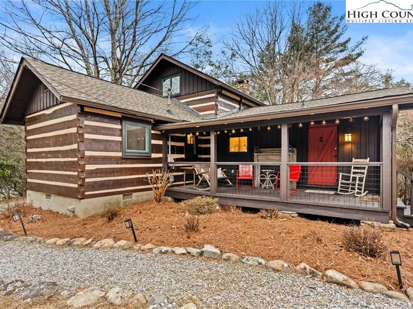 472 Apple Way Road, Blowing Rock, NC 28605
