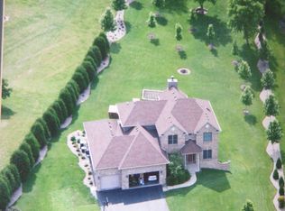 10901 W Riviera Dr, Spring Grove, IL 60081