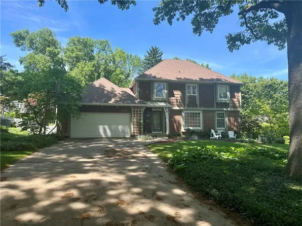 5808 W 90th Ter, Overland Park, KS 66207
