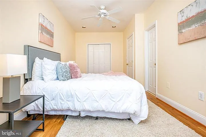 1439 G St NE — Photo 15
